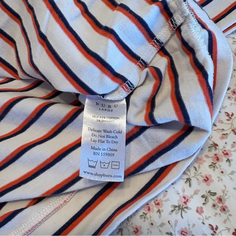 BURU Striped Women's Sleepwear Set - Picture 7 of 7